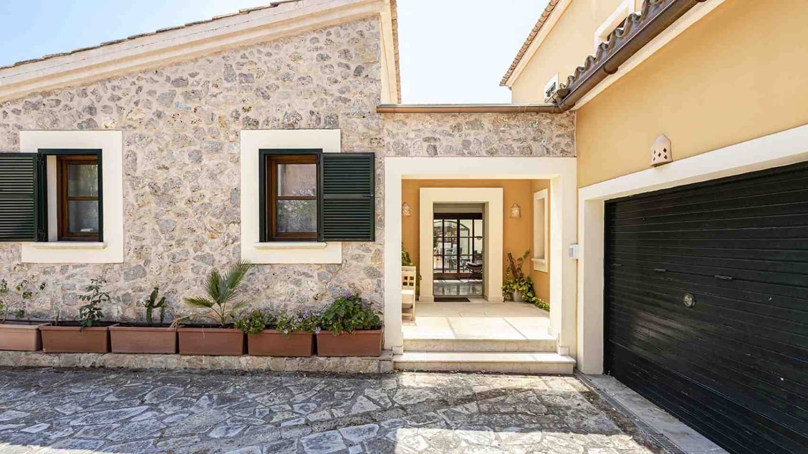 4 slaapkamer Villa te koop in Santa Ponsa met zwembad garage - € 2.630.000 (Ref: 9177009)