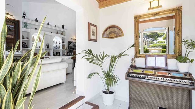 4 bedroom Villa for sale in El Toro / Port Adriano, Calvià with pool - € 2,300,000 (Ref: 9177110)