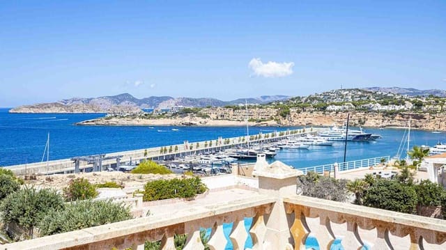 4 bedroom Villa for sale in El Toro / Port Adriano, Calvià with pool - € 2,300,000 (Ref: 9177110)