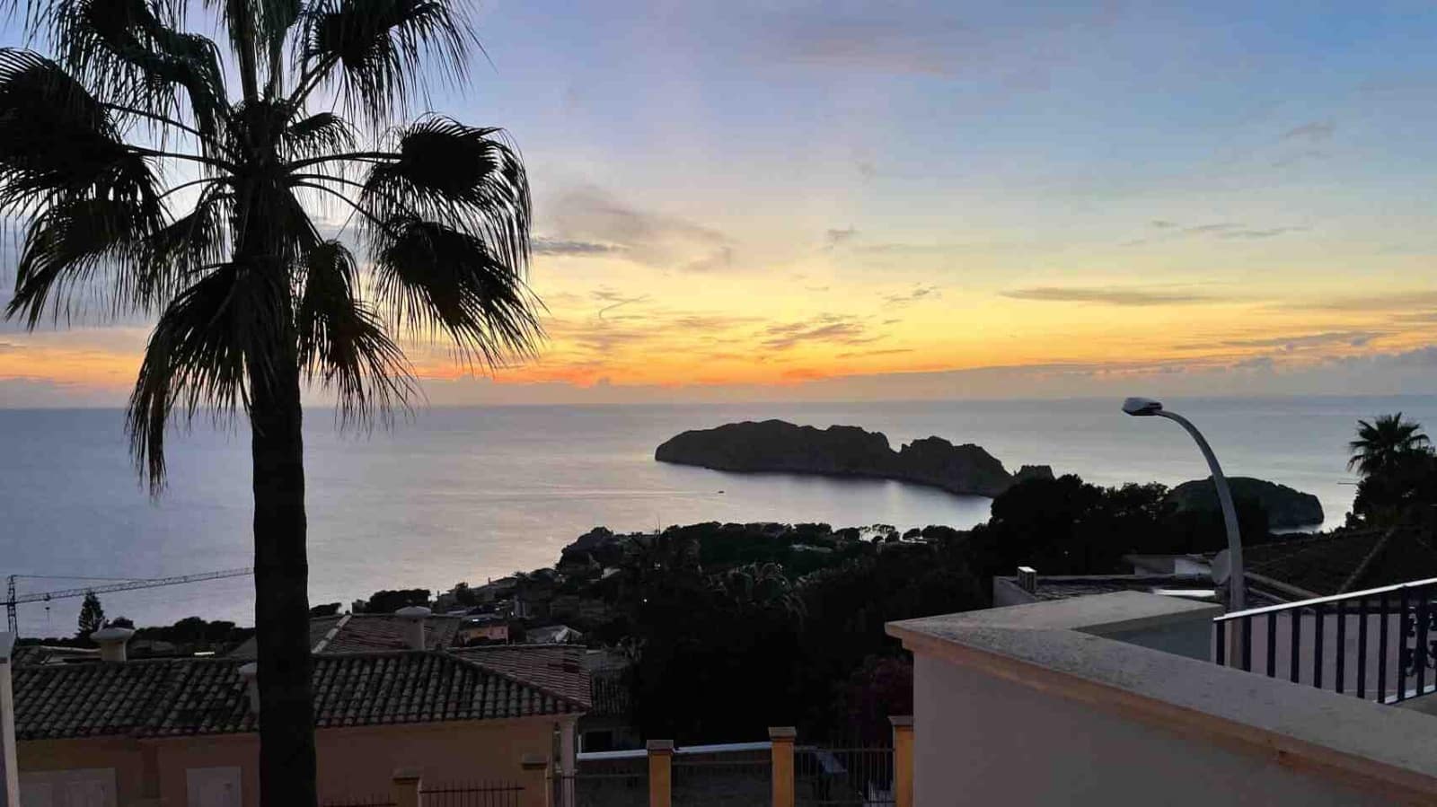 1 bedroom Apartment for sale in Santa Ponsa with pool - € 650,000 (Ref: 9219014)