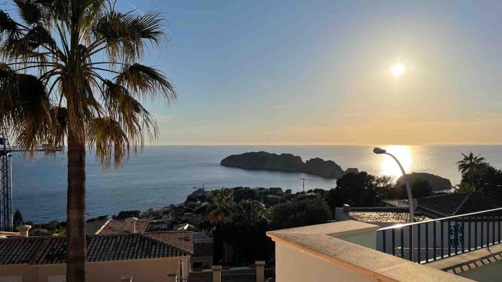1 bedroom Apartment for sale in Santa Ponsa with pool - € 650,000 (Ref: 9219014)