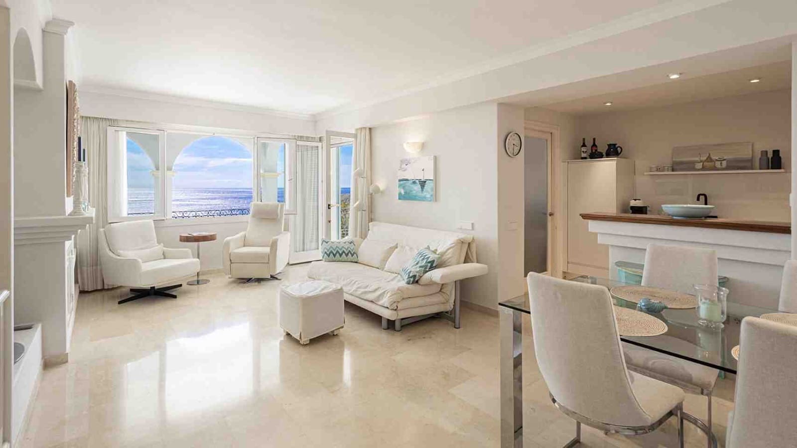 1 bedroom Apartment for sale in Santa Ponsa with pool - € 650,000 (Ref: 9219014)