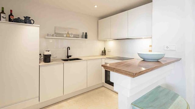 1 bedroom Apartment for sale in Santa Ponsa, Calvià with pool - € 650,000 (Ref: 9219014)