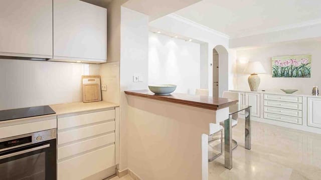 1 bedroom Apartment for sale in Santa Ponsa, Calvià with pool - € 650,000 (Ref: 9219014)