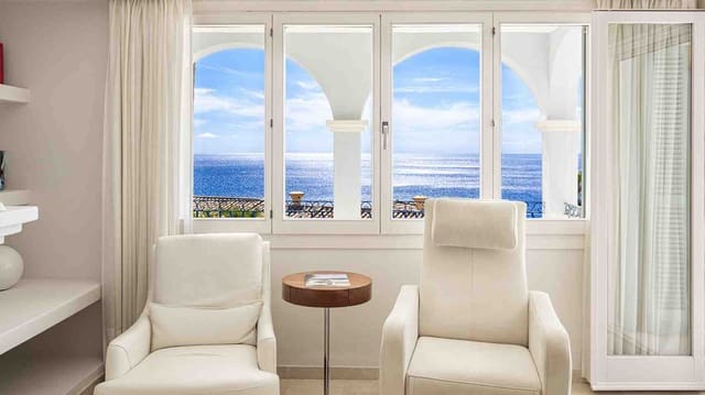 1 bedroom Apartment for sale in Santa Ponsa, Calvià with pool - € 650,000 (Ref: 9219014)