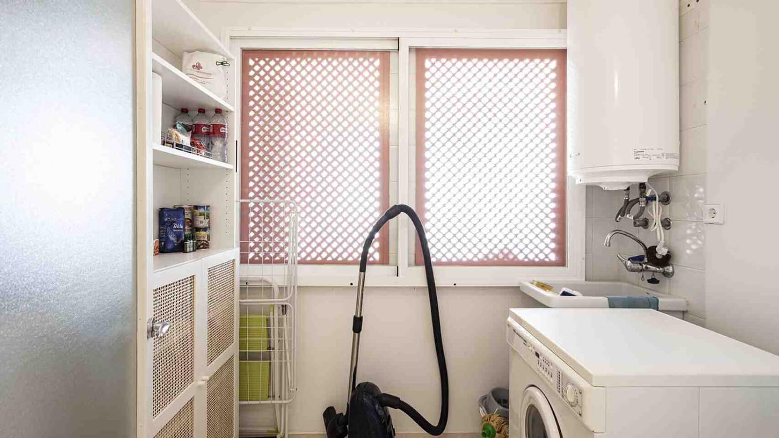 1 bedroom Apartment for sale in Santa Ponsa with pool - € 650,000 (Ref: 9219014)