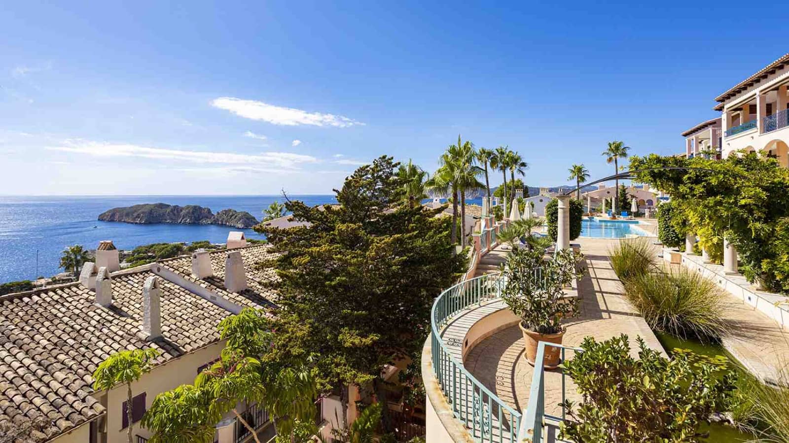 1 bedroom Apartment for sale in Santa Ponsa with pool - € 650,000 (Ref: 9219014)