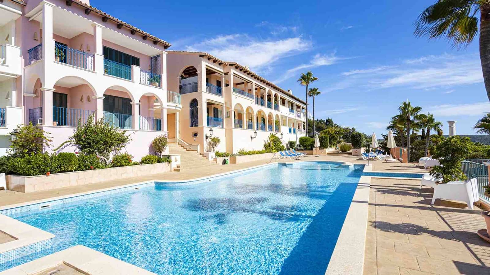 1 bedroom Apartment for sale in Santa Ponsa with pool - € 650,000 (Ref: 9219014)