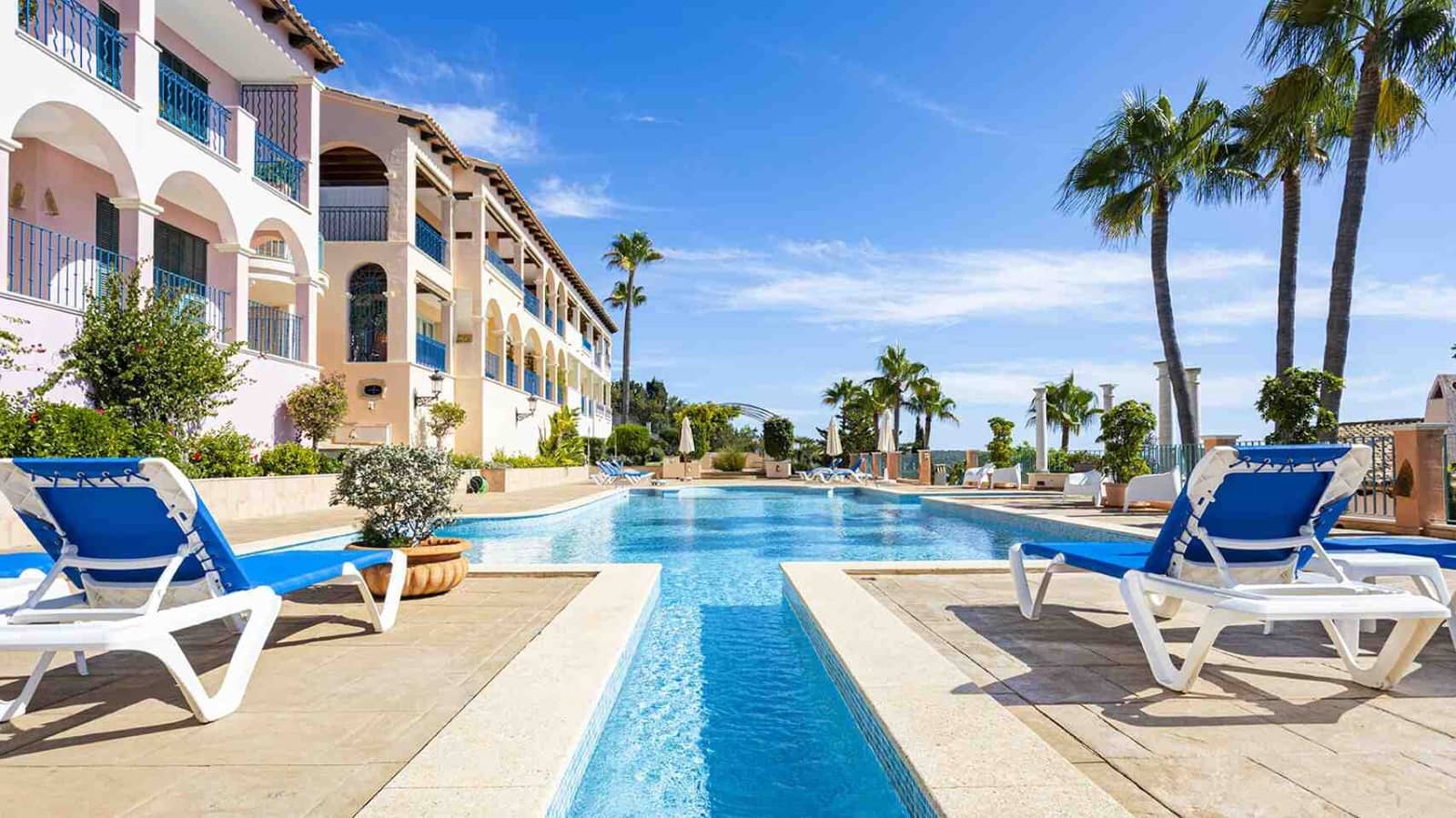 1 bedroom Apartment for sale in Santa Ponsa with pool - € 650,000 (Ref: 9219014)