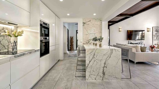 4 sypialnia Willa na sprzedaż w Costa de la Calma, Calvià z basenem garażem - 2 350 000 € (Ref: 9227975)