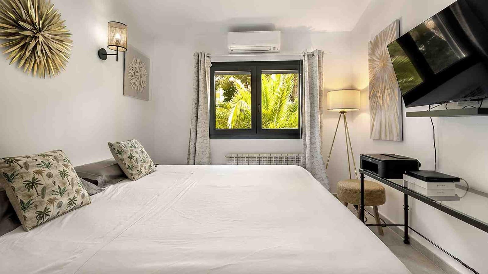 4 soverom Villa til salgs i Costa de la Calma med svømmebasseng garasje - € 2 350 000 (Ref: 9227975)