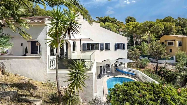 4 Zimmer Villa zu verkaufen in Costa de la Calma, Calvià mit Pool Garage - 1.995.000 € (Ref: 9227975)