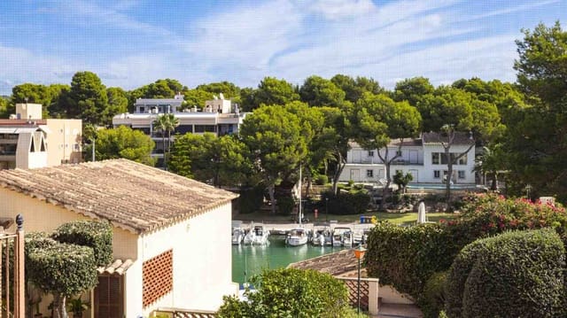2 slaapkamer Appartement te koop in Santa Ponsa, Calvià met zwembad - € 659.000 (Ref: 9246038)