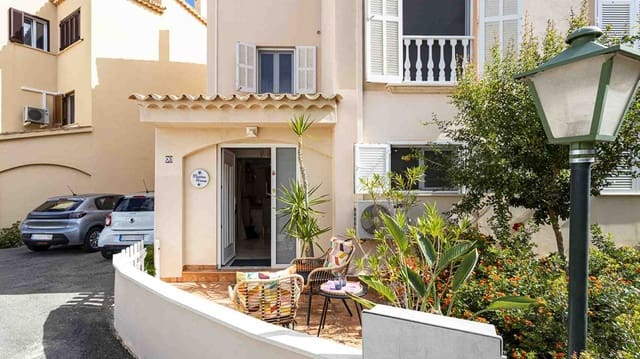 2 slaapkamer Appartement te koop in Santa Ponsa, Calvià met zwembad - € 659.000 (Ref: 9246038)