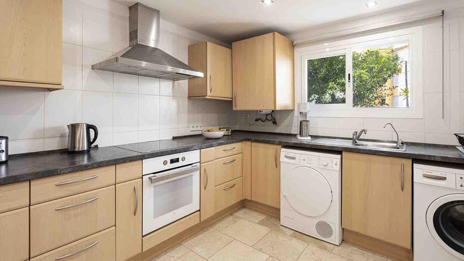 2 slaapkamer Appartement te koop in Santa Ponsa met zwembad - € 659.000 (Ref: 9246038)