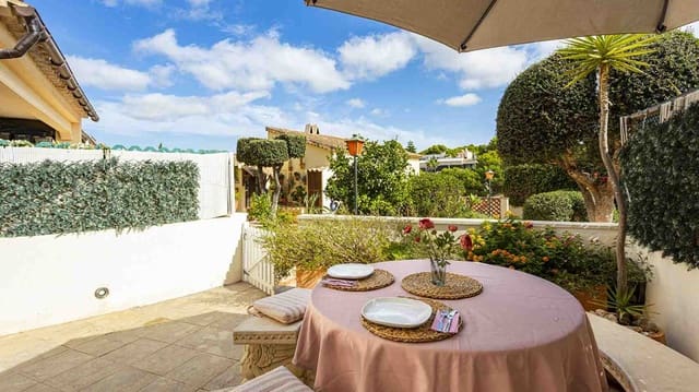 2 slaapkamer Appartement te koop in Santa Ponsa, Calvià met zwembad - € 659.000 (Ref: 9246038)