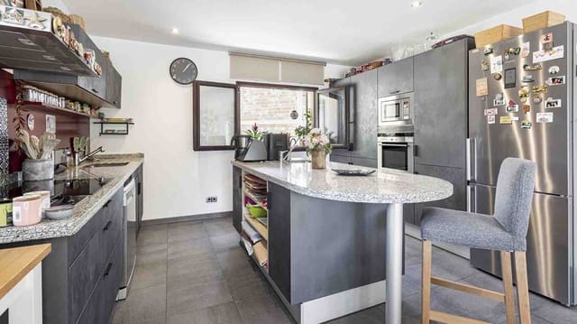 4 soveværelse Villa til salg i Costa de la Calma, Calvià med swimmingpool - € 1.900.000 (Ref: 9268970)