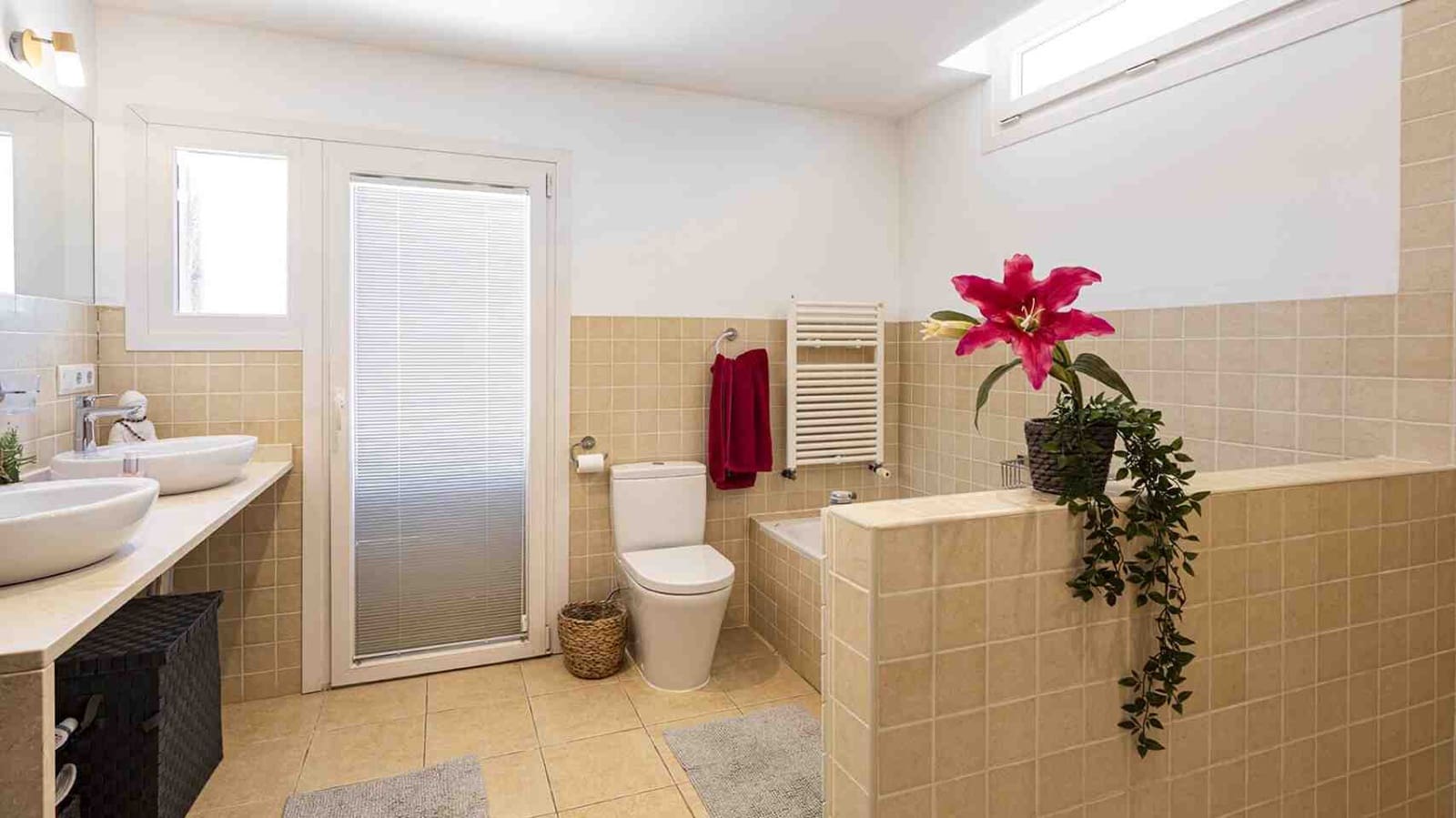 4 soveværelse Villa til salg i Costa de la Calma med swimmingpool - € 1.900.000 (Ref: 9268970)