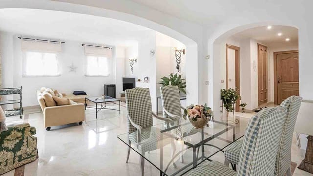 2 slaapkamer Appartement te koop in Santa Ponsa, Calvià met zwembad - € 699.000 (Ref: 9271564)