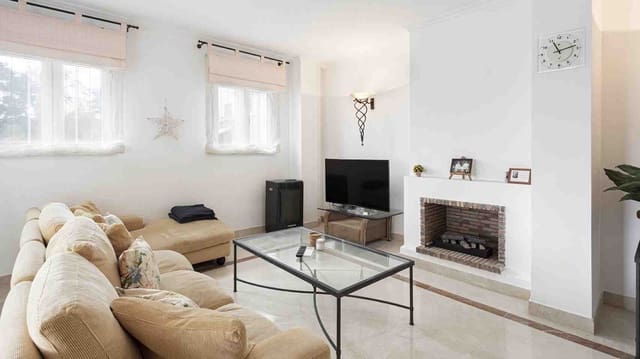 2 slaapkamer Appartement te koop in Santa Ponsa, Calvià met zwembad - € 699.000 (Ref: 9271564)