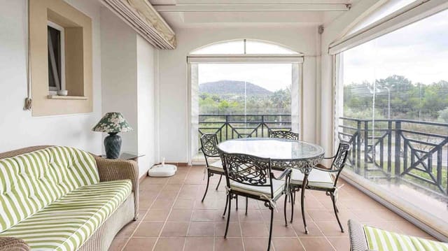 2 slaapkamer Appartement te koop in Santa Ponsa, Calvià met zwembad - € 699.000 (Ref: 9271564)