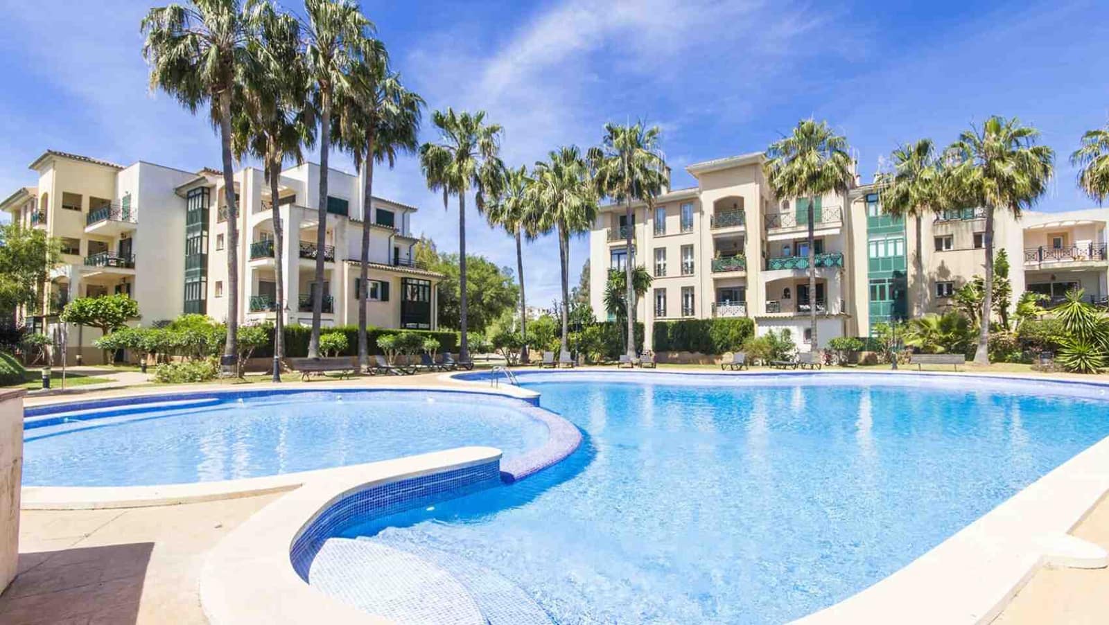 2 slaapkamer Appartement te koop in Santa Ponsa met zwembad - € 699.000 (Ref: 9271564)