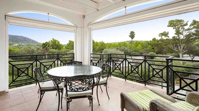 2 slaapkamer Appartement te koop in Santa Ponsa, Calvià met zwembad - € 699.000 (Ref: 9271564)