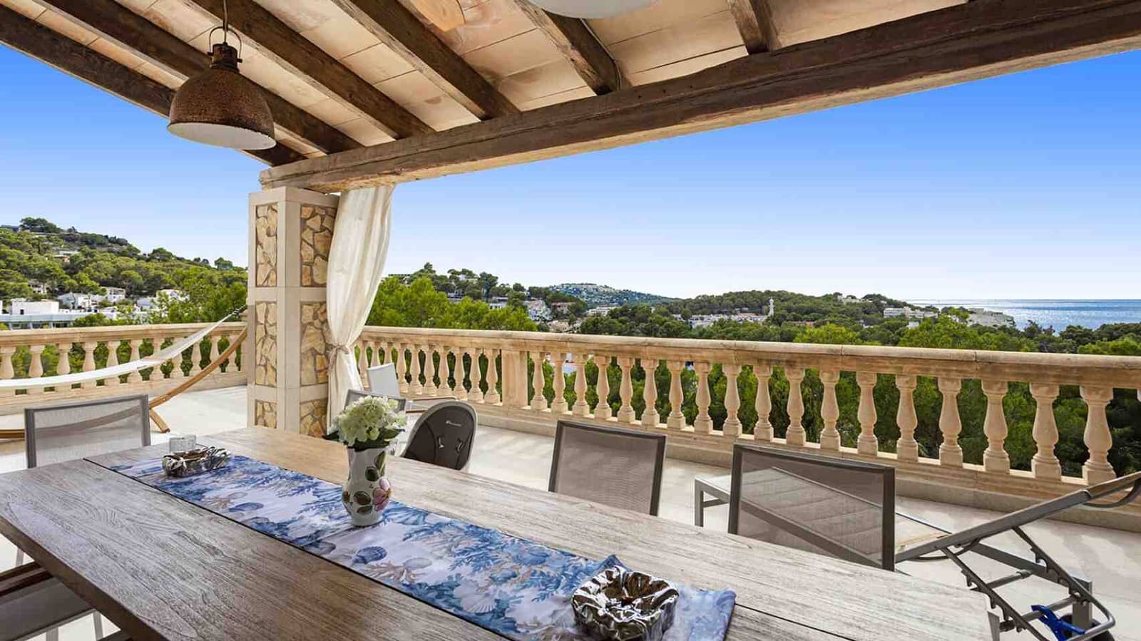 4 soverom Villa til salgs i Costa de la Calma med svømmebasseng garasje - € 2 490 000 (Ref: 9288297)