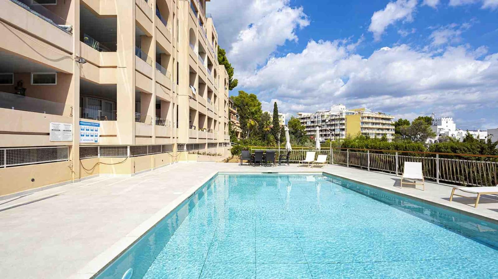 2 soverom Leilighet til salgs i Illetas med svømmebasseng - € 695 000 (Ref: 9289599)