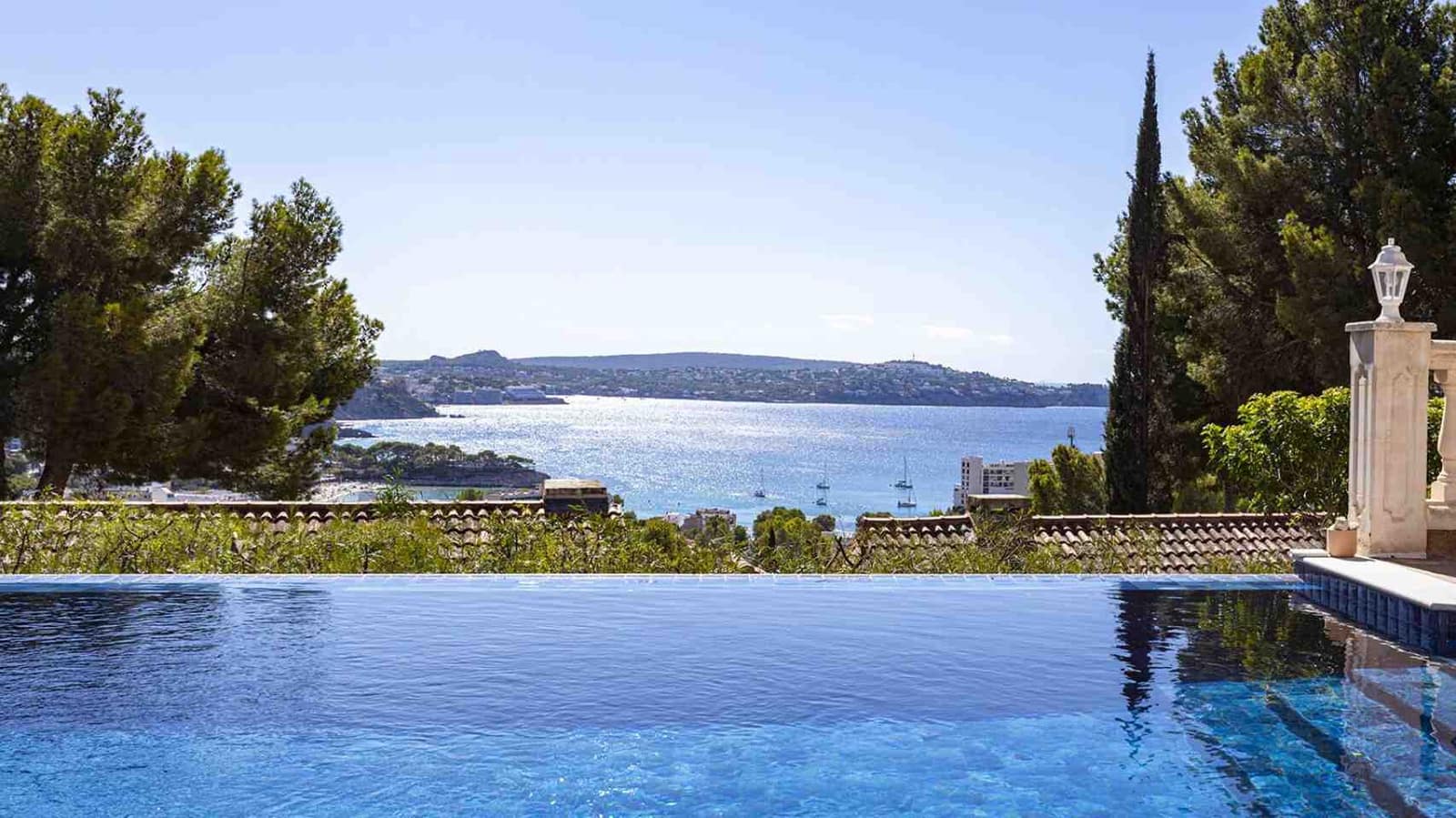 4 bedroom Villa for sale in Peguera / Paguera with pool - € 2,850,000 (Ref: 9295072)