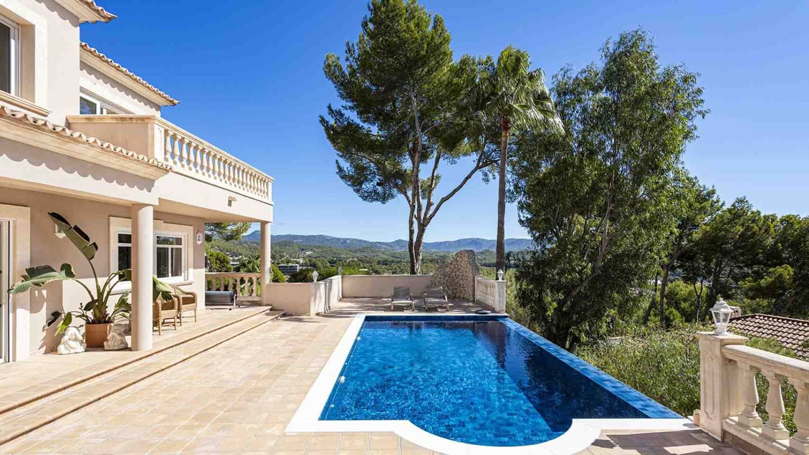 4 bedroom Villa for sale in Peguera / Paguera with pool - € 2,850,000 (Ref: 9295072)