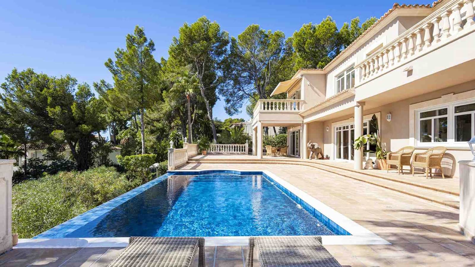 4 bedroom Villa for sale in Peguera / Paguera with pool - € 2,850,000 (Ref: 9295072)