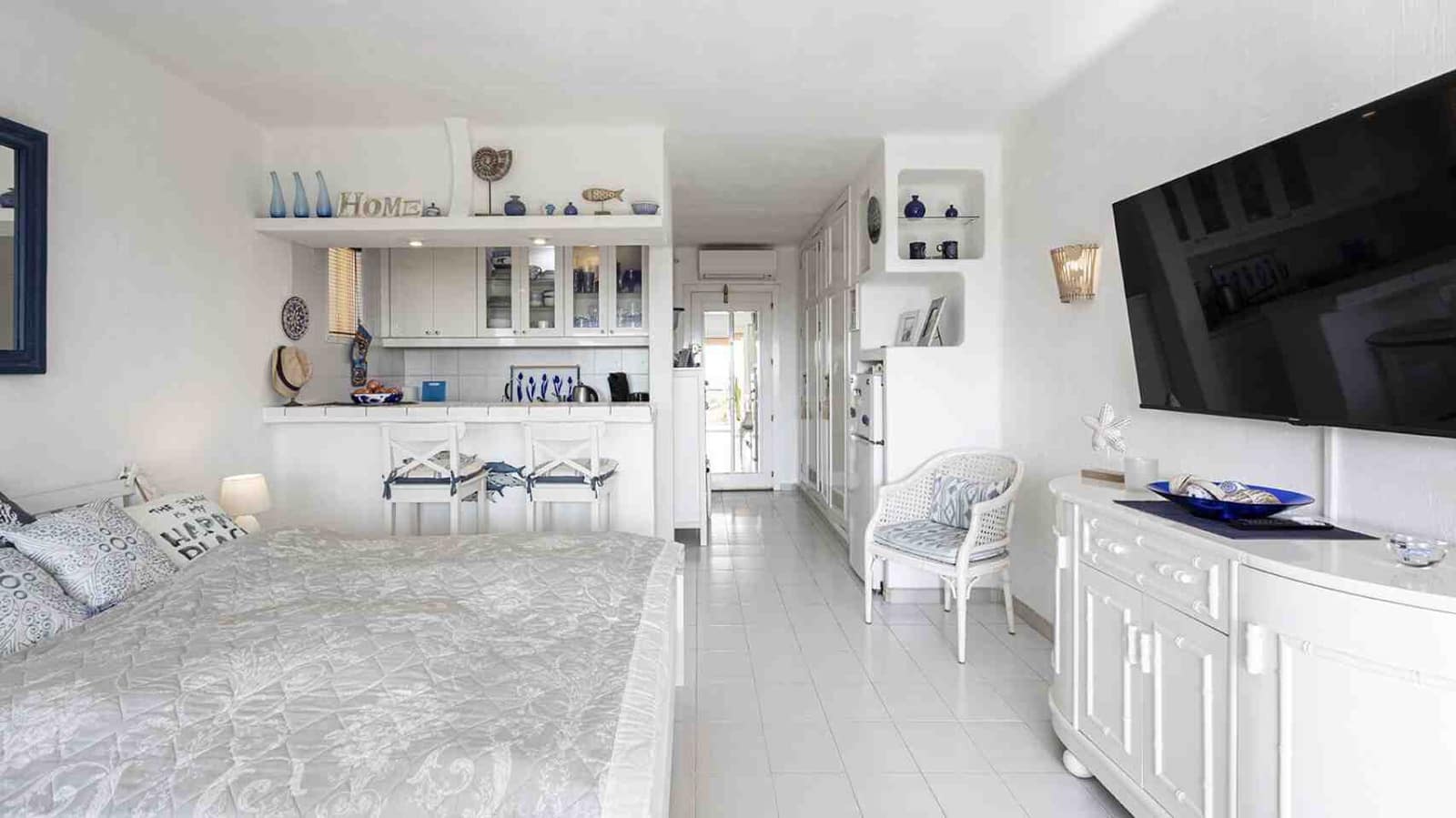 1 bedroom Apartment for sale in Peguera / Paguera with pool - € 330,000 (Ref: 9319624)