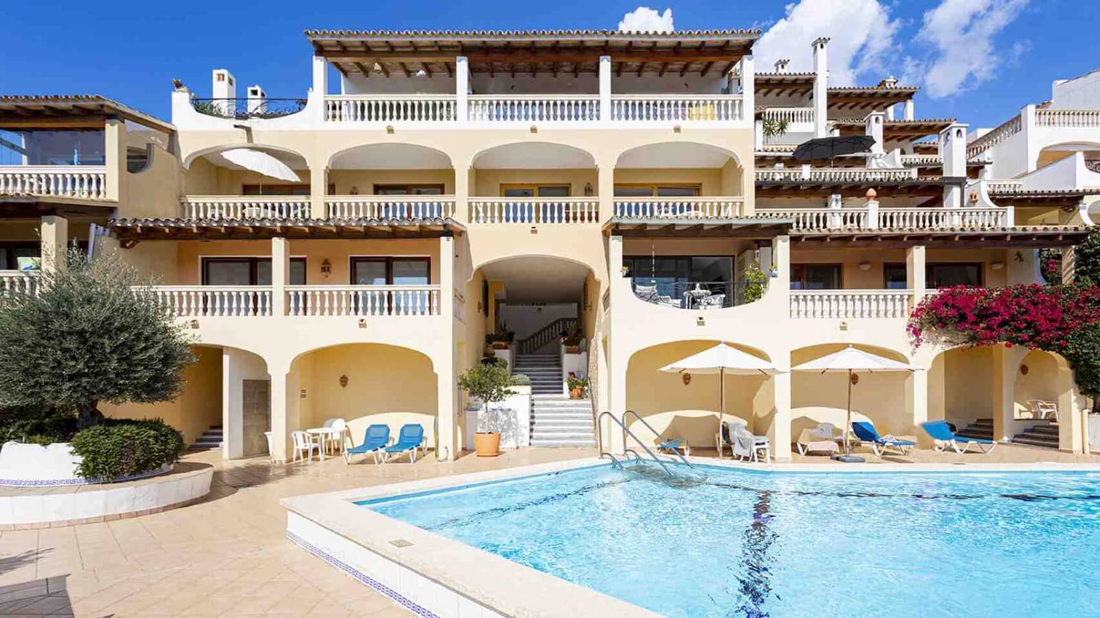 1 bedroom Apartment for sale in Peguera / Paguera with pool - € 330,000 (Ref: 9319624)