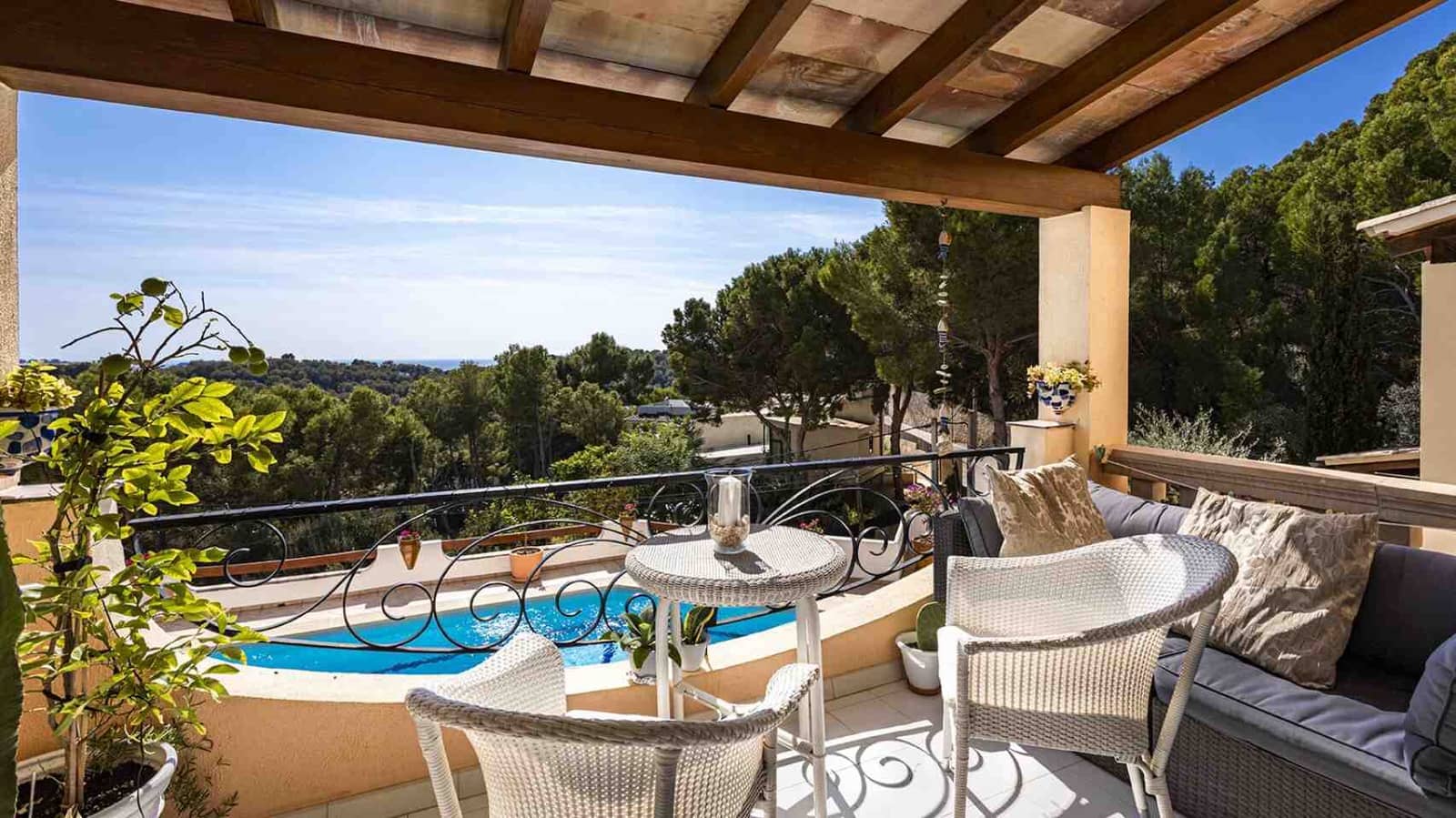 1 bedroom Apartment for sale in Peguera / Paguera with pool - € 330,000 (Ref: 9319624)