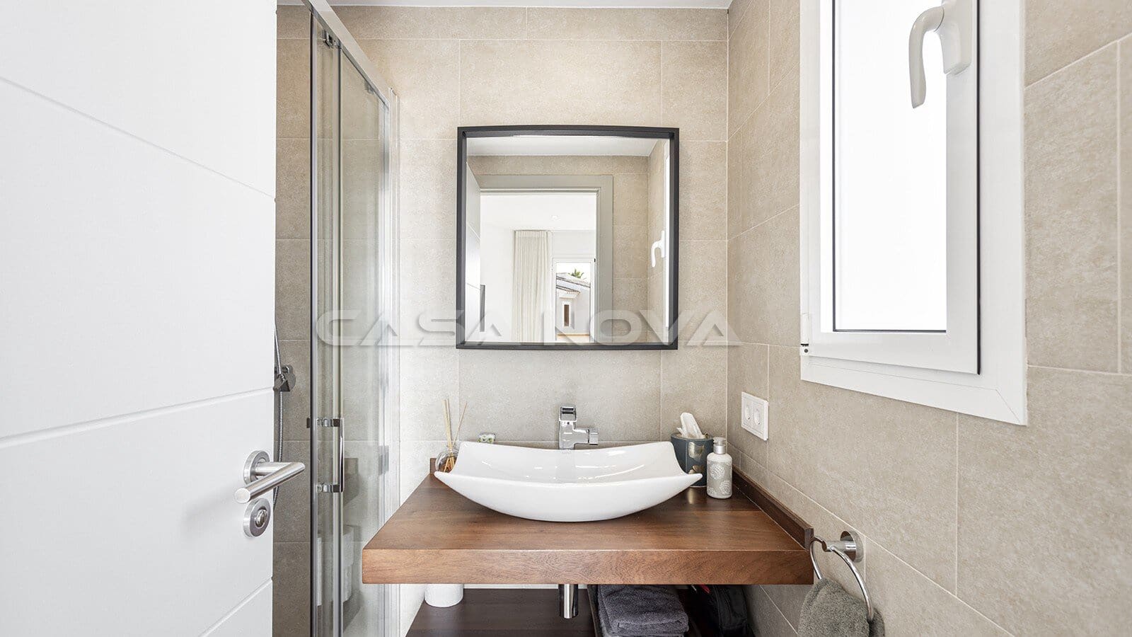 3 bedroom Villa for sale in Santa Ponsa with pool garage - € 1,185,000 (Ref: 9332696)