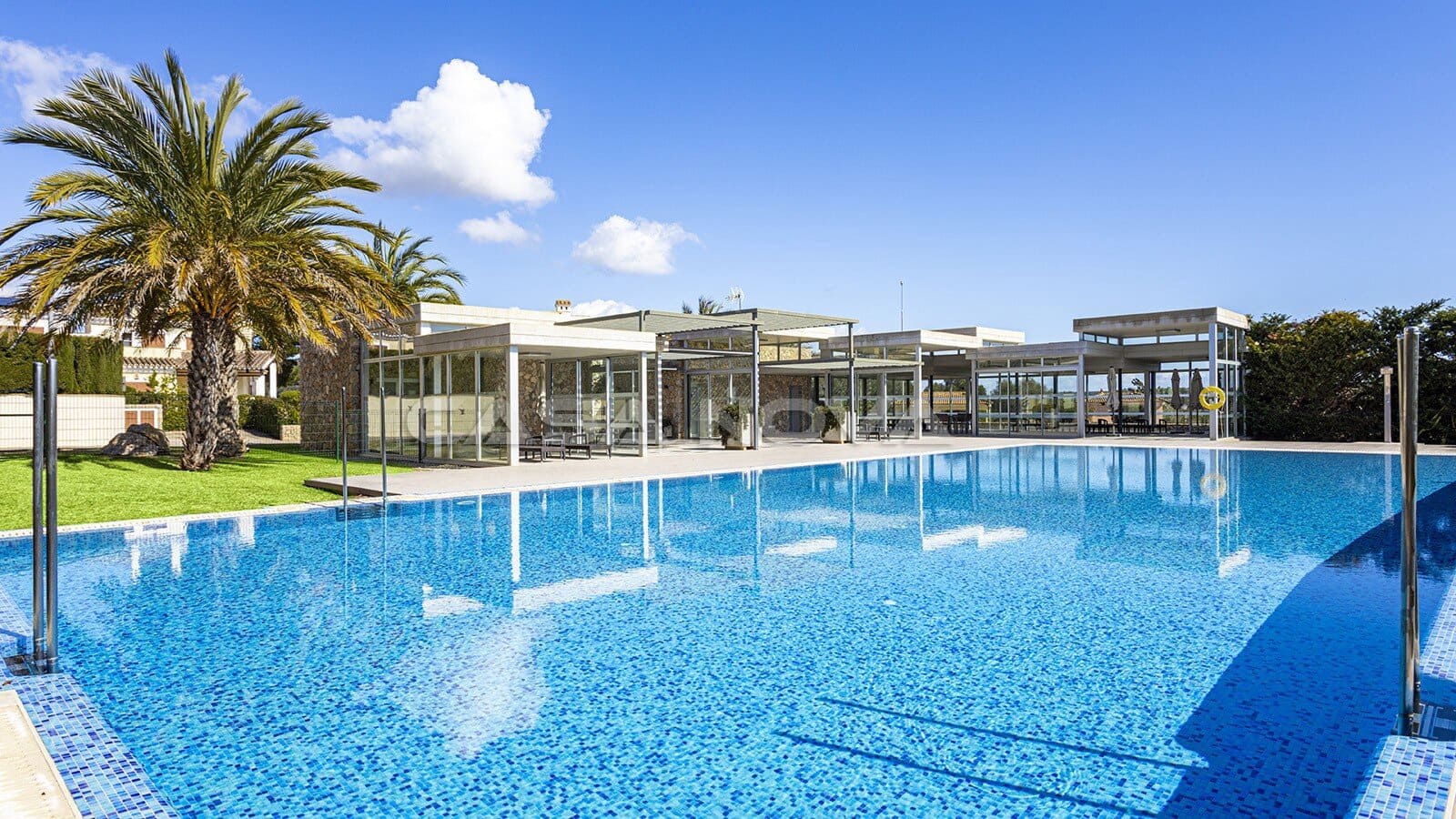 3 bedroom Villa for sale in Santa Ponsa with pool garage - € 1,185,000 (Ref: 9332696)