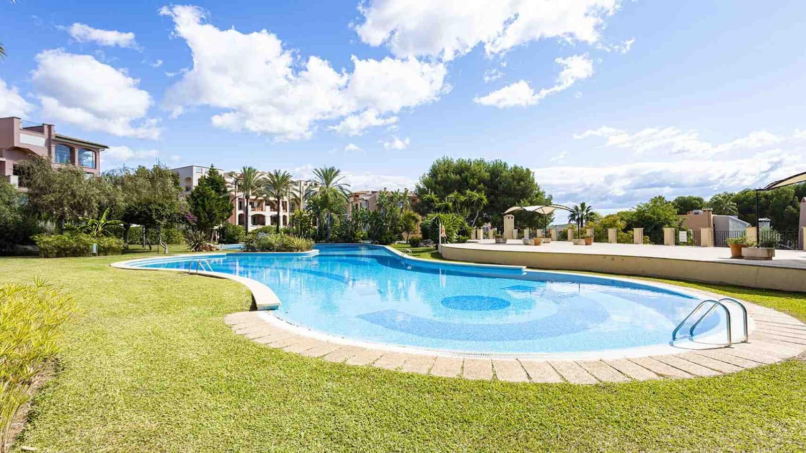 3 camera da letto Appartamento in vendita in Santa Ponsa con piscina - 895.000 € (Rif: 9357806)