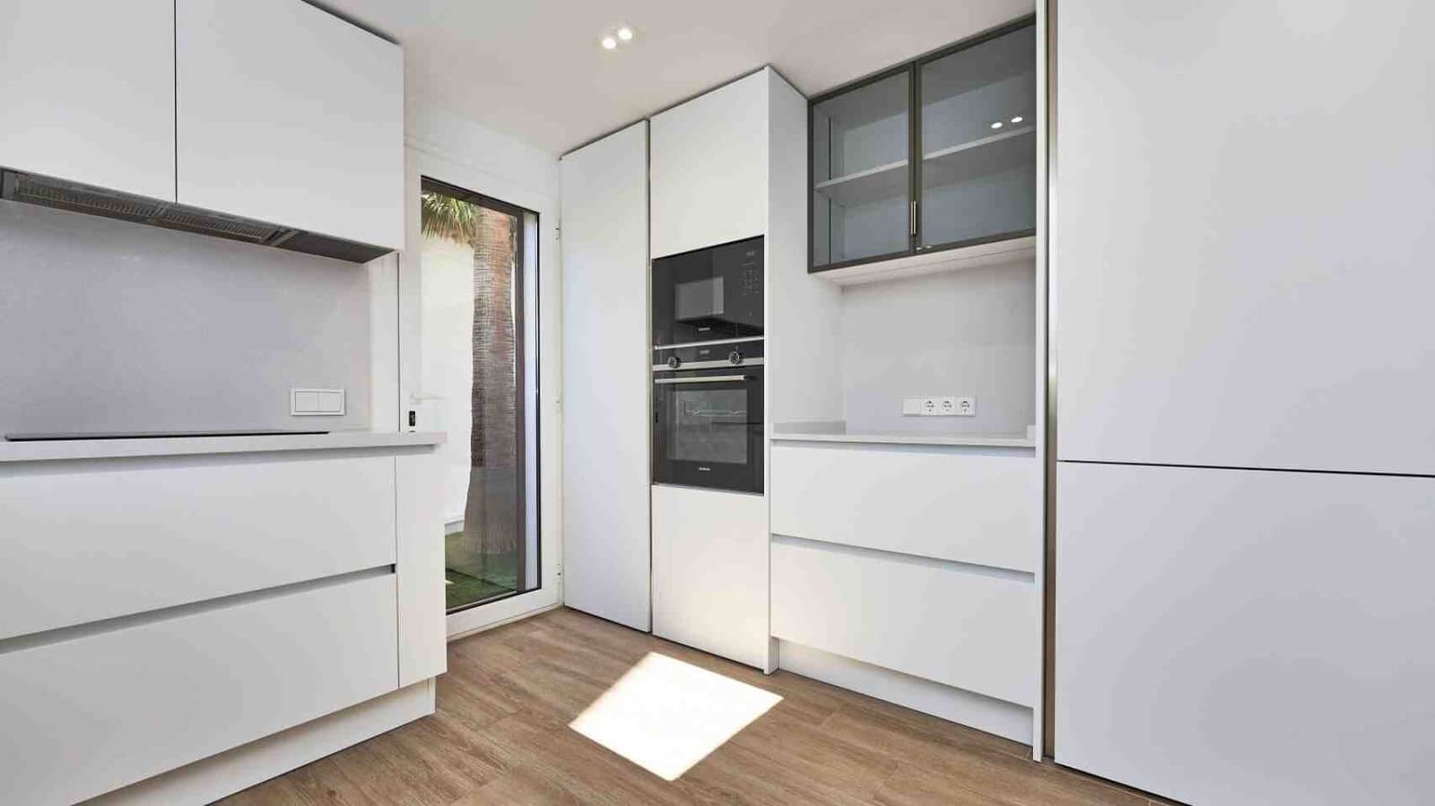 Chalet de 3 habitaciones en Santa Ponsa en venta con piscina garaje - 1.750.000 € (Ref: 9357926)