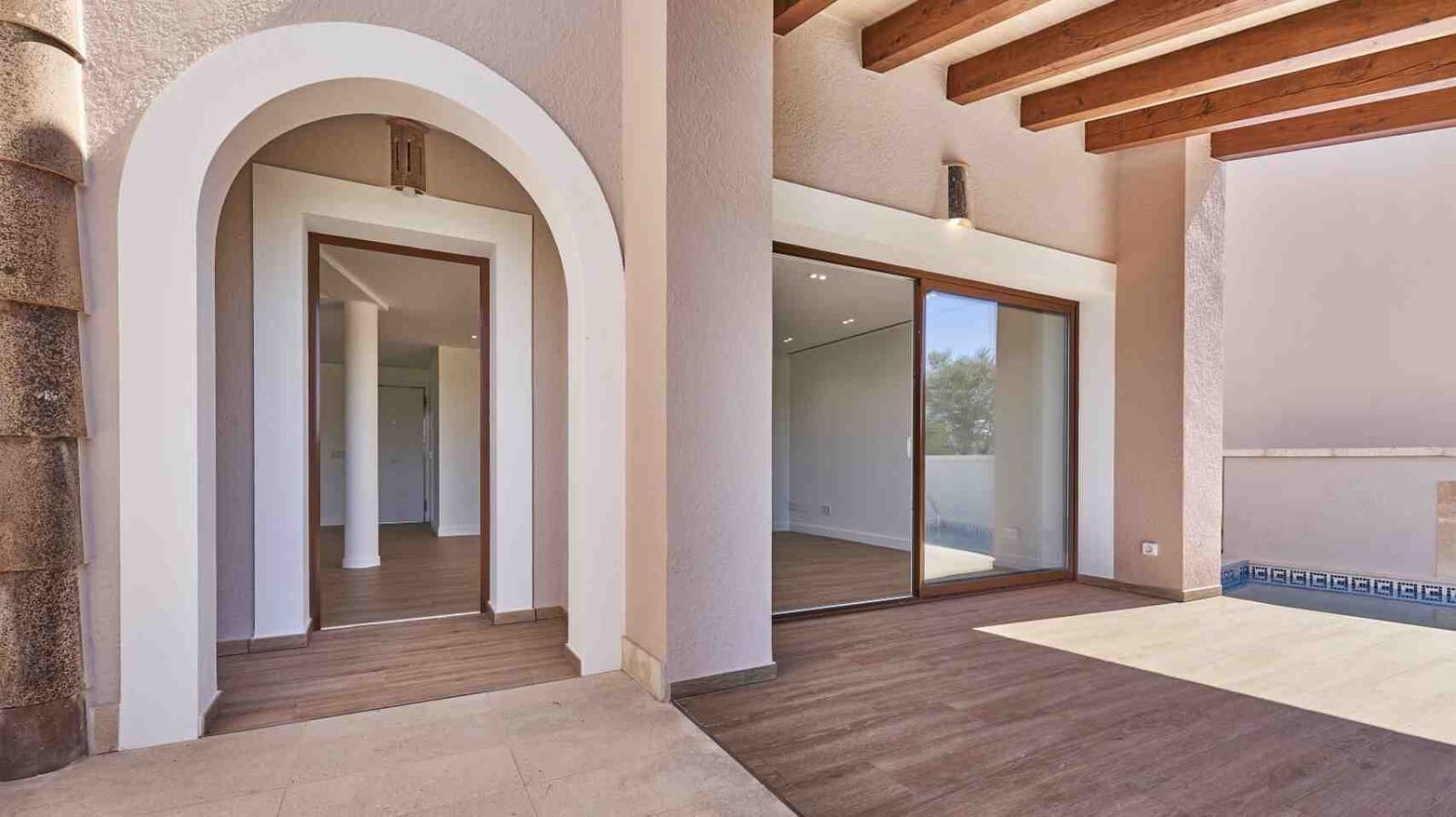 Chalet de 3 habitaciones en Santa Ponsa en venta con piscina garaje - 1.750.000 € (Ref: 9357926)