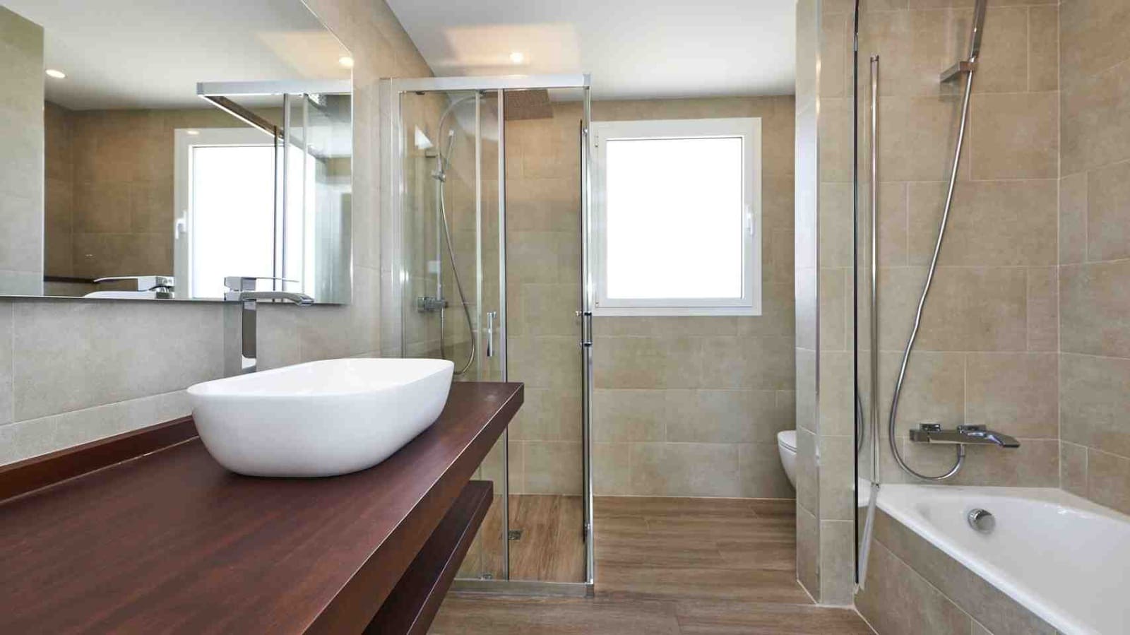 Chalet de 3 habitaciones en Santa Ponsa en venta con piscina garaje - 1.750.000 € (Ref: 9357926)