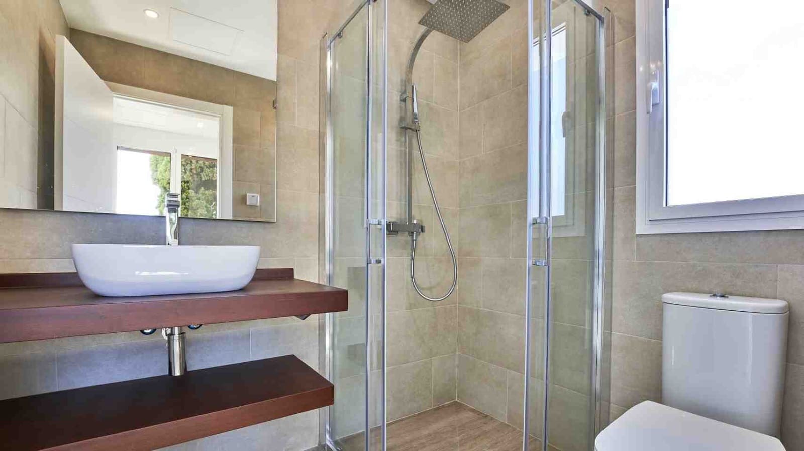 Chalet de 3 habitaciones en Santa Ponsa en venta con piscina garaje - 1.750.000 € (Ref: 9357926)