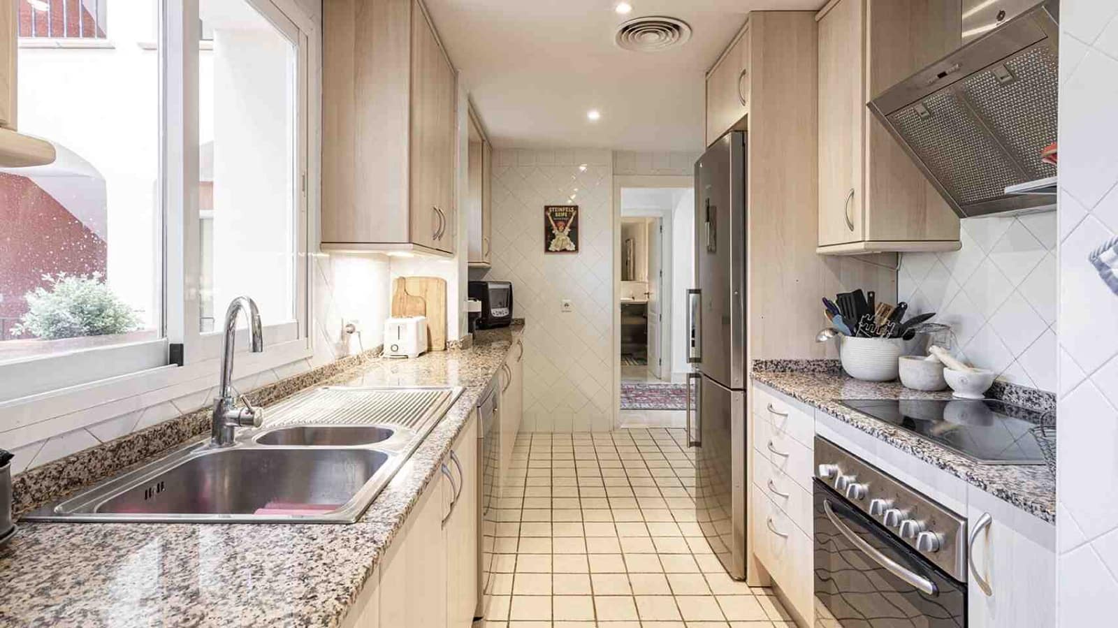 2 bedroom Apartment for sale in Santa Ponsa with pool - € 910,000 (Ref: 9371301)