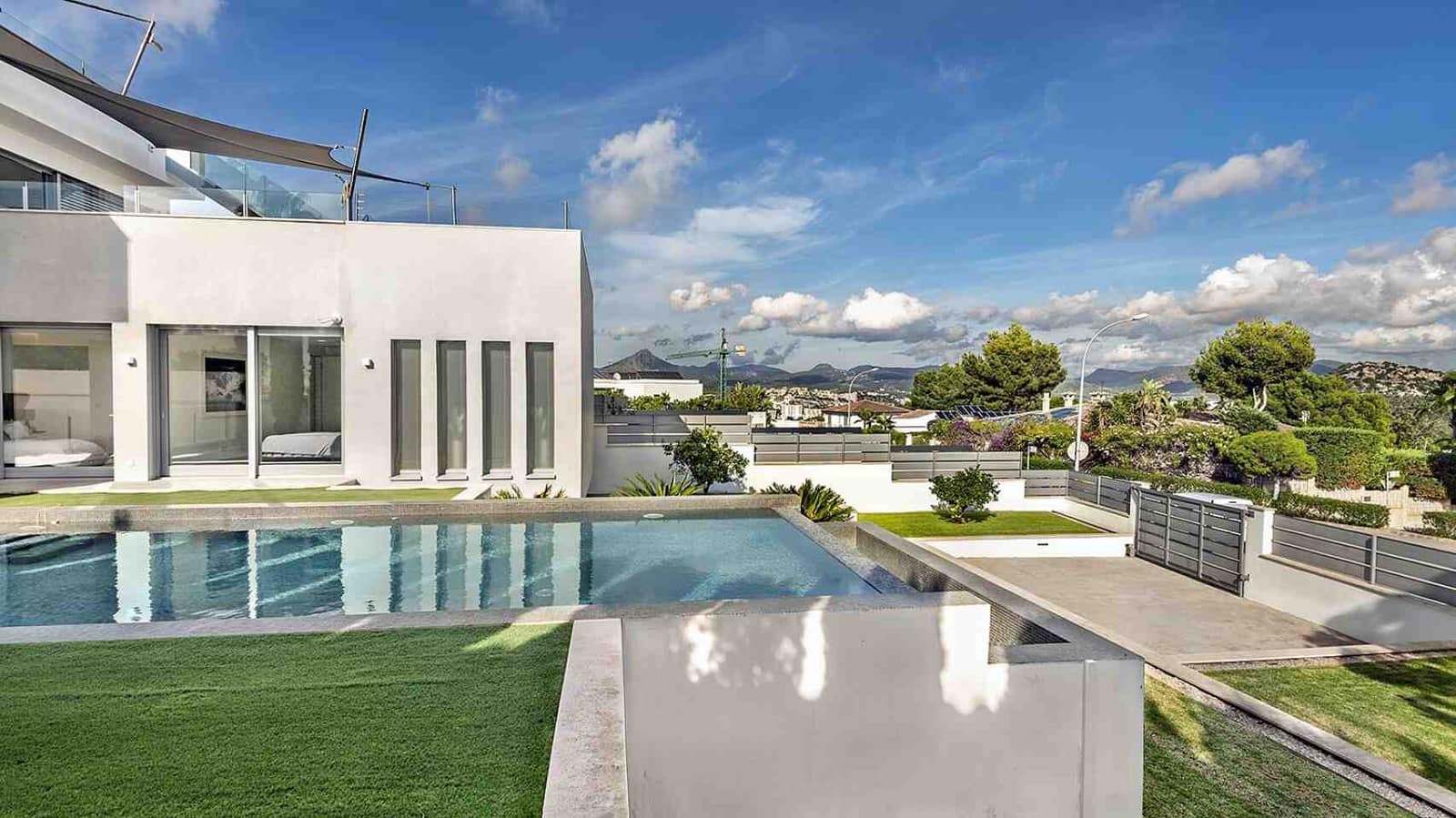 4 sypialnia Willa na sprzedaż w Santa Ponsa z basenem - 5 900 000 € (Ref: 9374587)