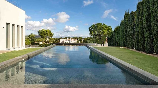 4 sypialnia Willa na sprzedaż w Santa Ponsa, Calvià z basenem - 5 900 000 € (Ref: 9374587)