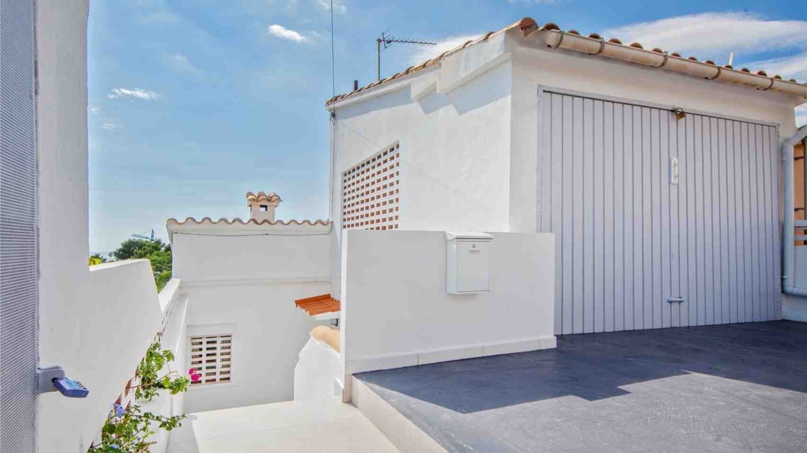 3 soveværelse Villa til salg i Costa d'en Blanes med swimmingpool garage - € 1.150.000 (Ref: 9398900)