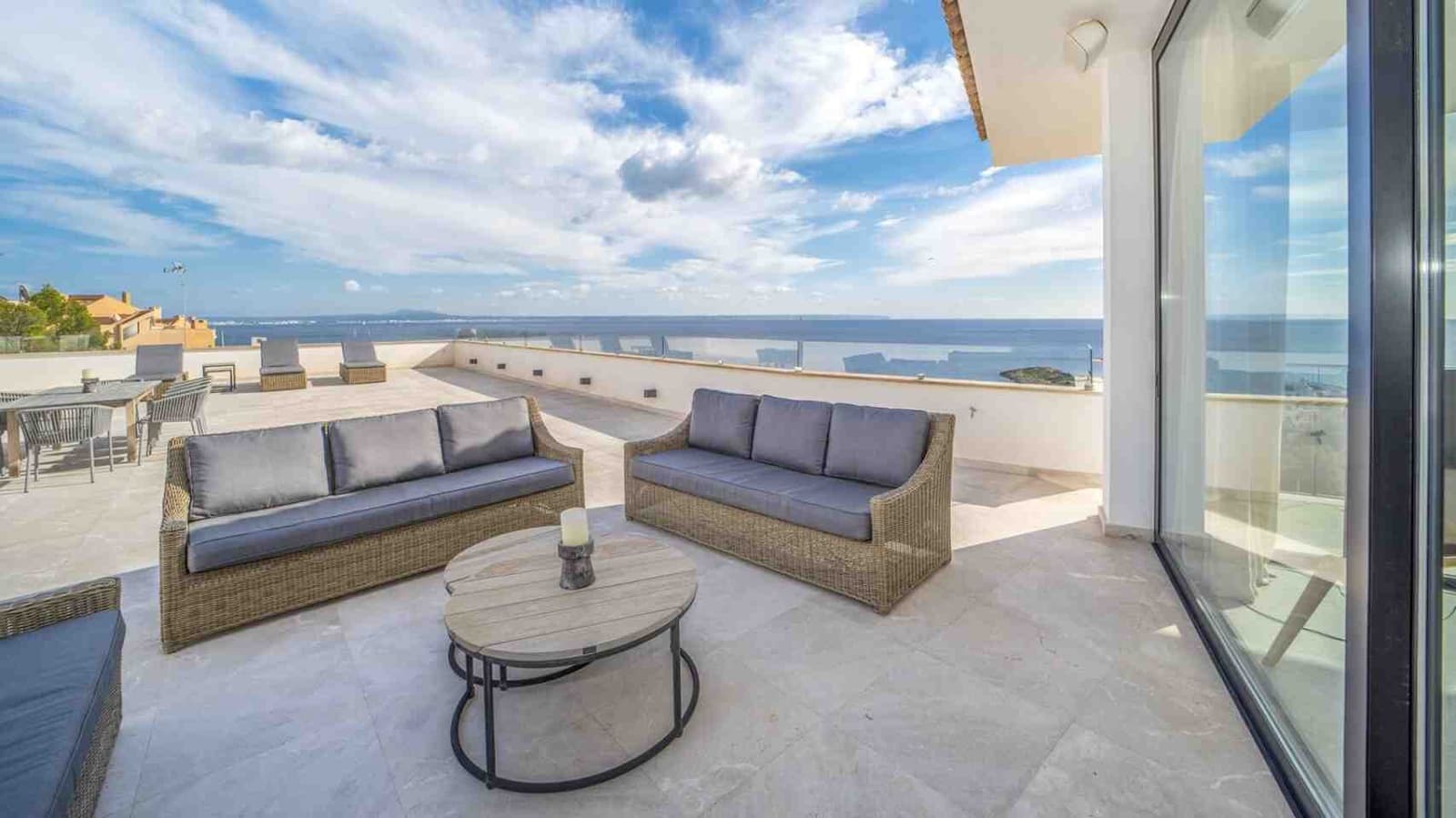 4 bedroom Penthouse for sale in Illetas - € 5,490,000 (Ref: 9400018)