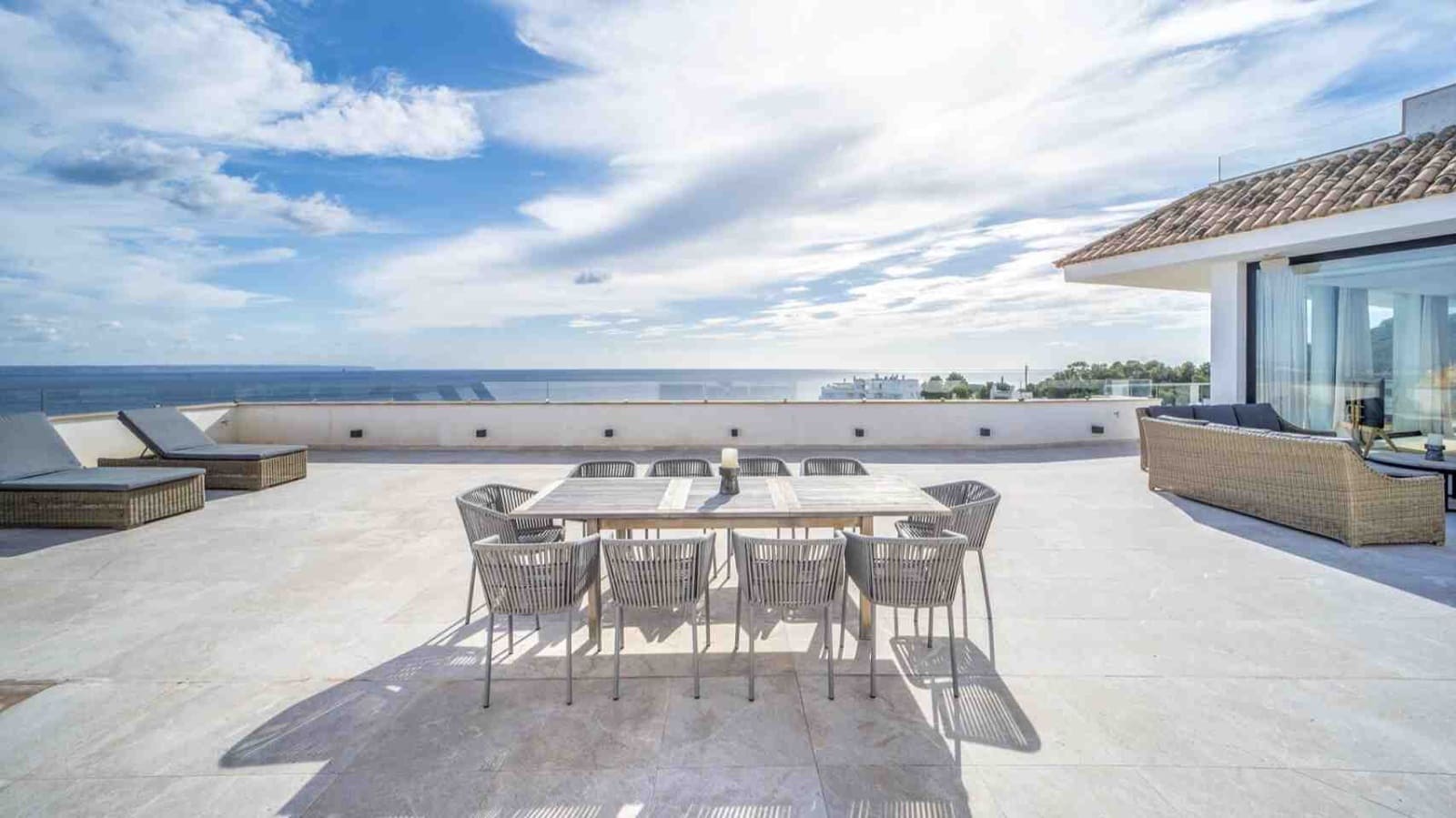 4 bedroom Penthouse for sale in Illetas - € 5,490,000 (Ref: 9400018)