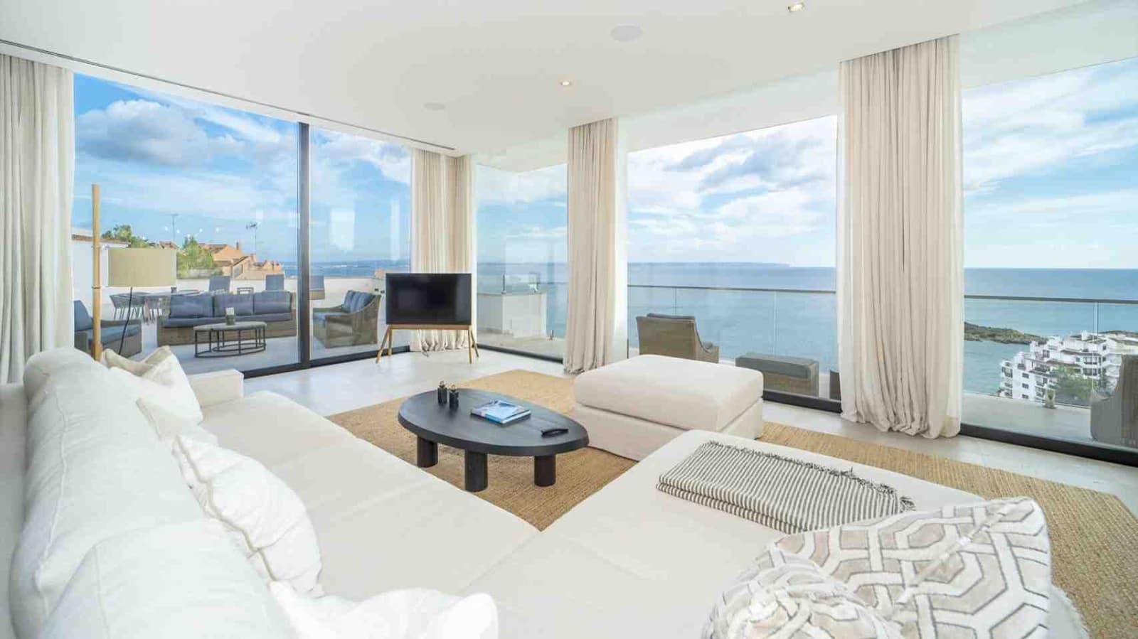 4 bedroom Penthouse for sale in Illetas - € 5,490,000 (Ref: 9400018)