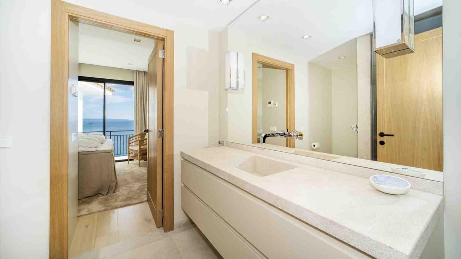 4 bedroom Penthouse for sale in Illetas - € 5,490,000 (Ref: 9400018)